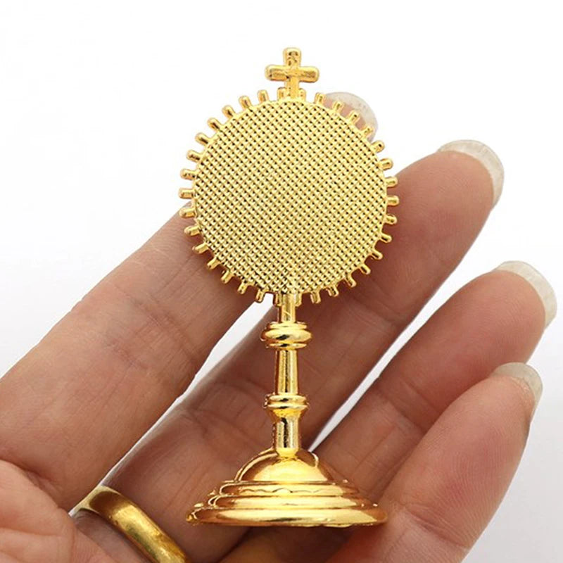 1pc Catholic Christian Communion Statue Gold Jesus Hominum Salvator Home Office Table Decoration Cross Figurine Religion Gift
